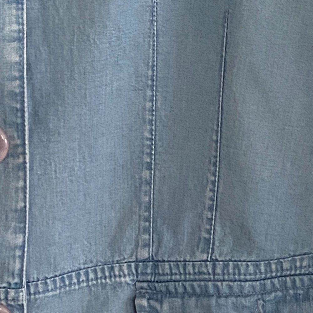 Vintage EMMA JAMES Chambray with Pleated Back - Picture 10 of 14